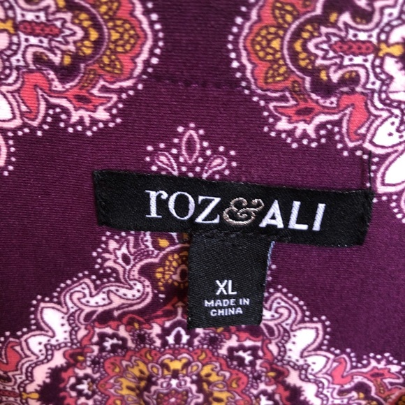 Blouse - Picture 2 of 2